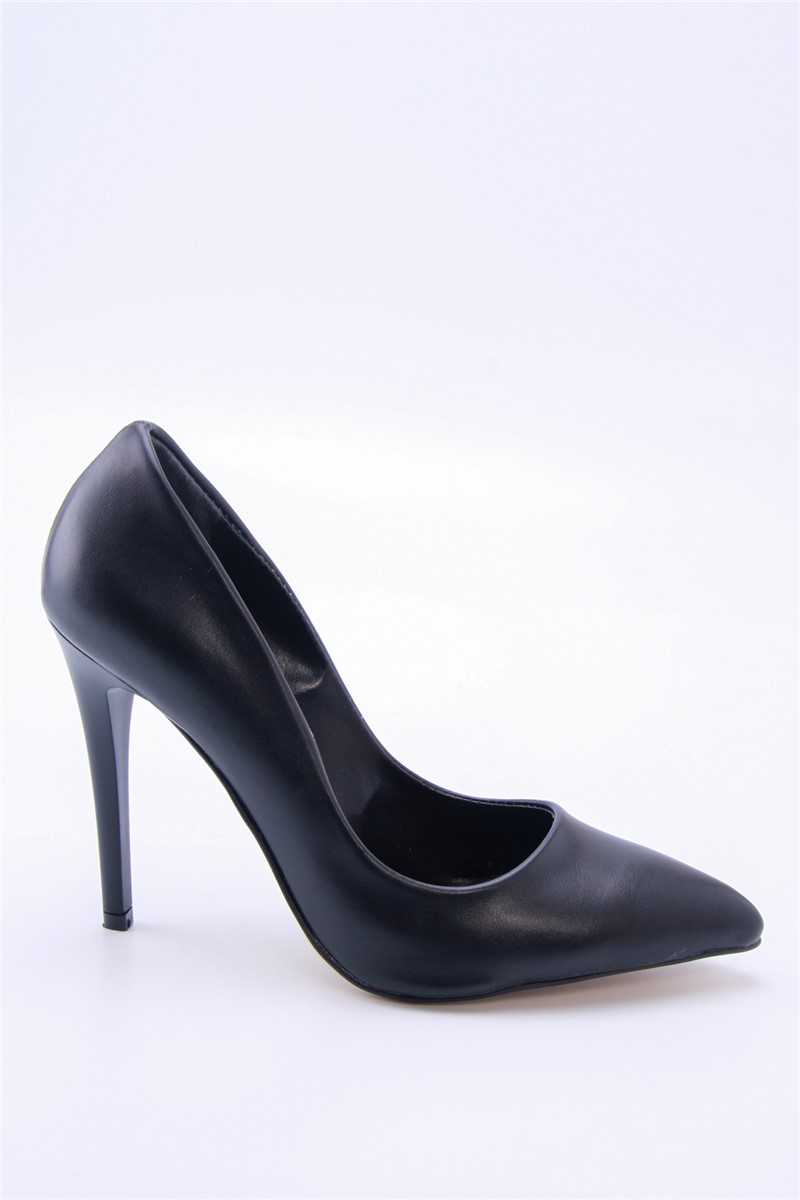 Elegantne ženske cipele na petu 7040 - crne #360527