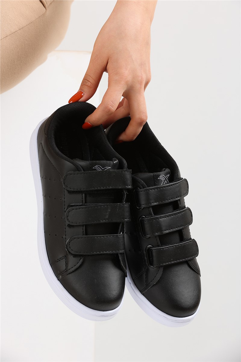 Ženske sportske cipele na čičak WNM308 - crne #361161