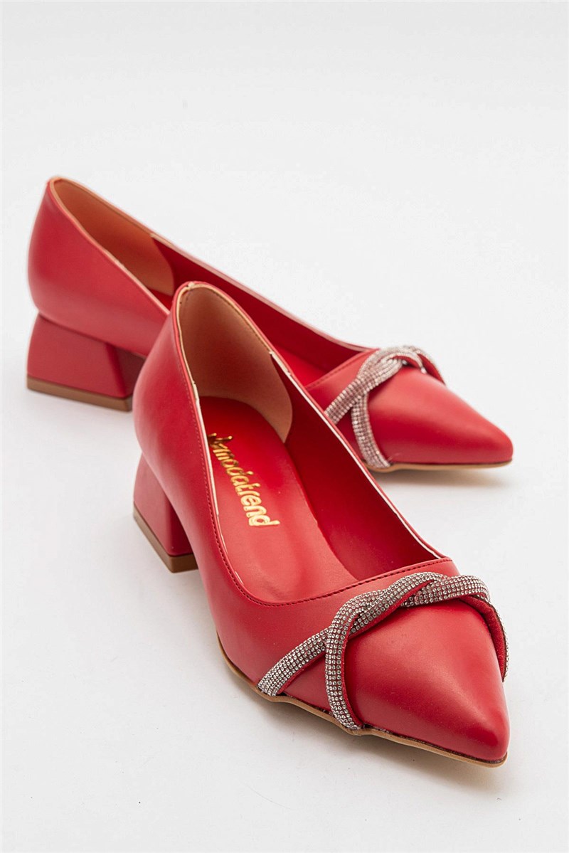 Sapatos femininos com pedras decorativas - Vermelho #405867