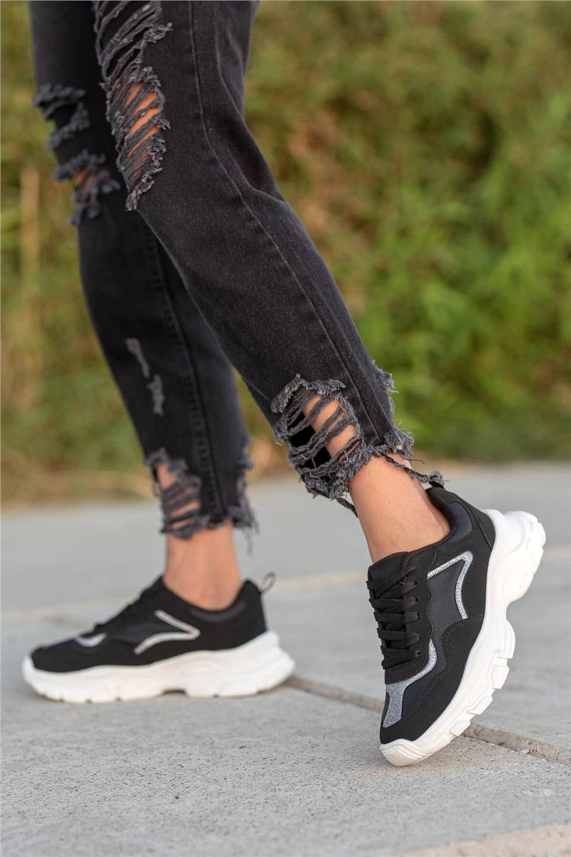 Ženske sportske cipele  - crne s bijelom #361437