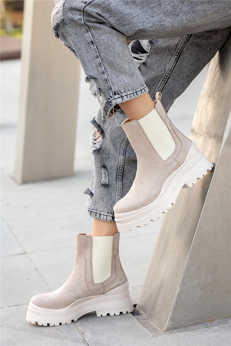 Women's Suede Boots With Side Elastics - Light Beige #363839