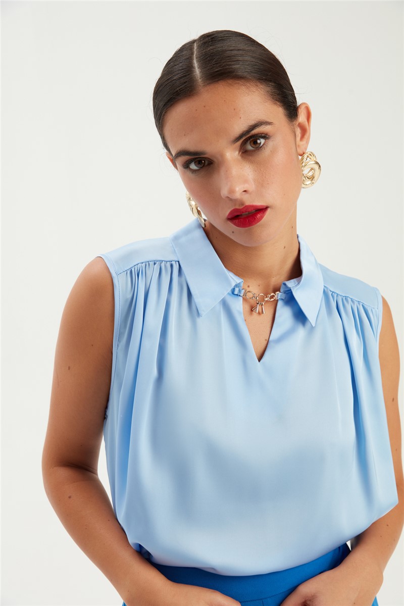 Women's blouse with collar accessory - Light blue #361169