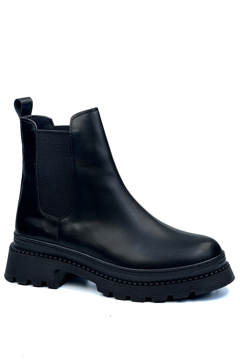 Botins femininos K66 - Pretos #407157