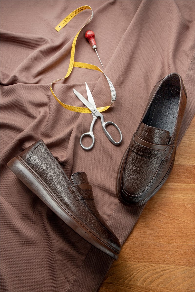 Sapatos casuais masculinos de couro genuíno Ducavelli - Marrom Escuro #334625