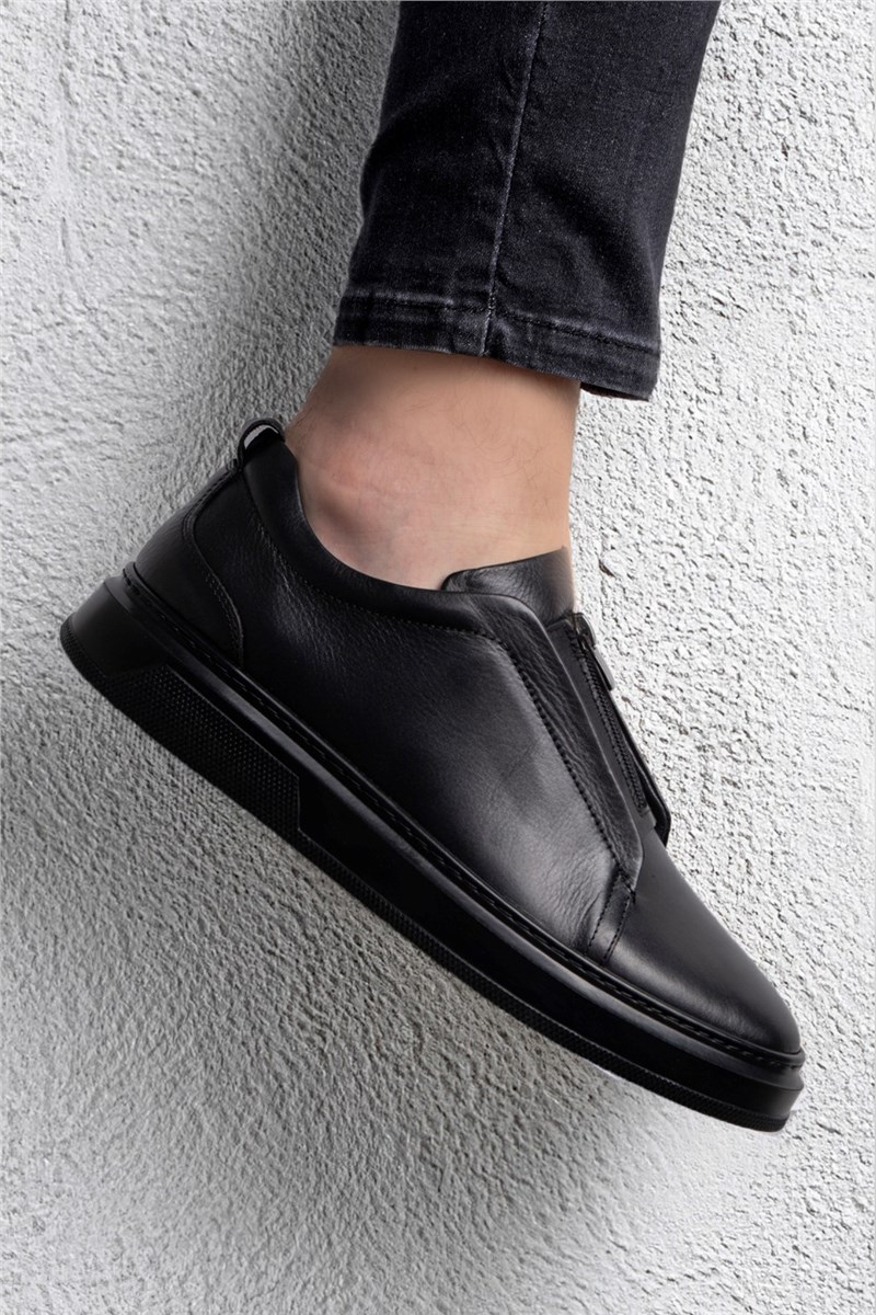 Scarpe sportive da uomo in vera pelle Ducavelli - nere # 397616