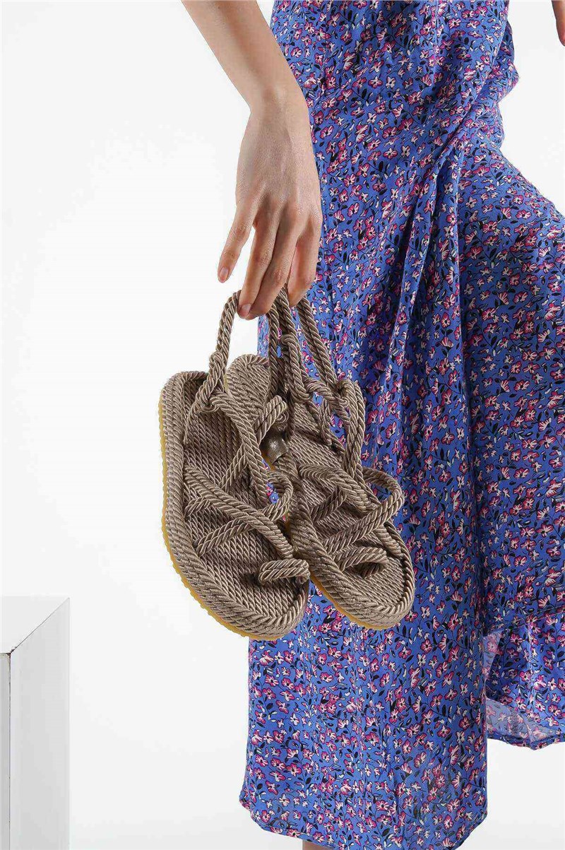 Sandali casual da donna - Colore visone #384615