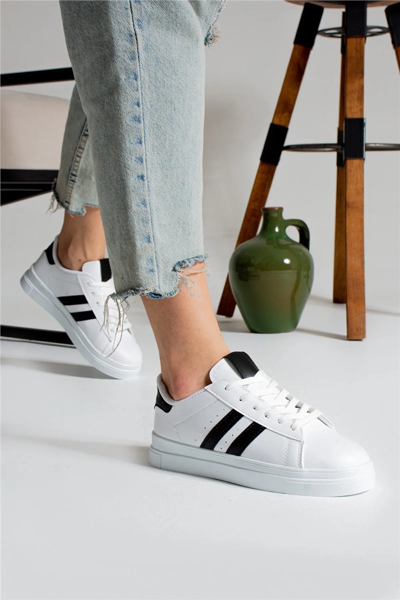 Women's Lace Up Sports Shoes - White #384874
