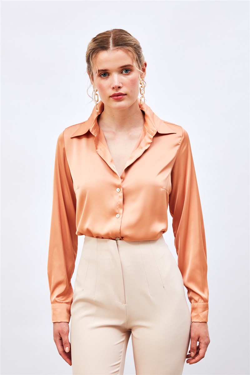 Camicia oversize in raso da donna - Colore salmone #384430