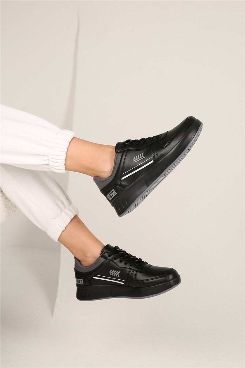 Women's Trainers - Black #320402