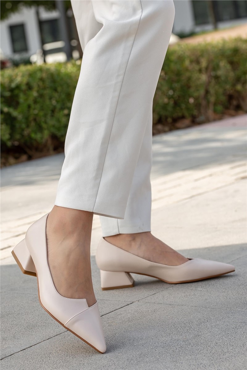 Women's Elegant Wide Heel Shoes - Beige #363043