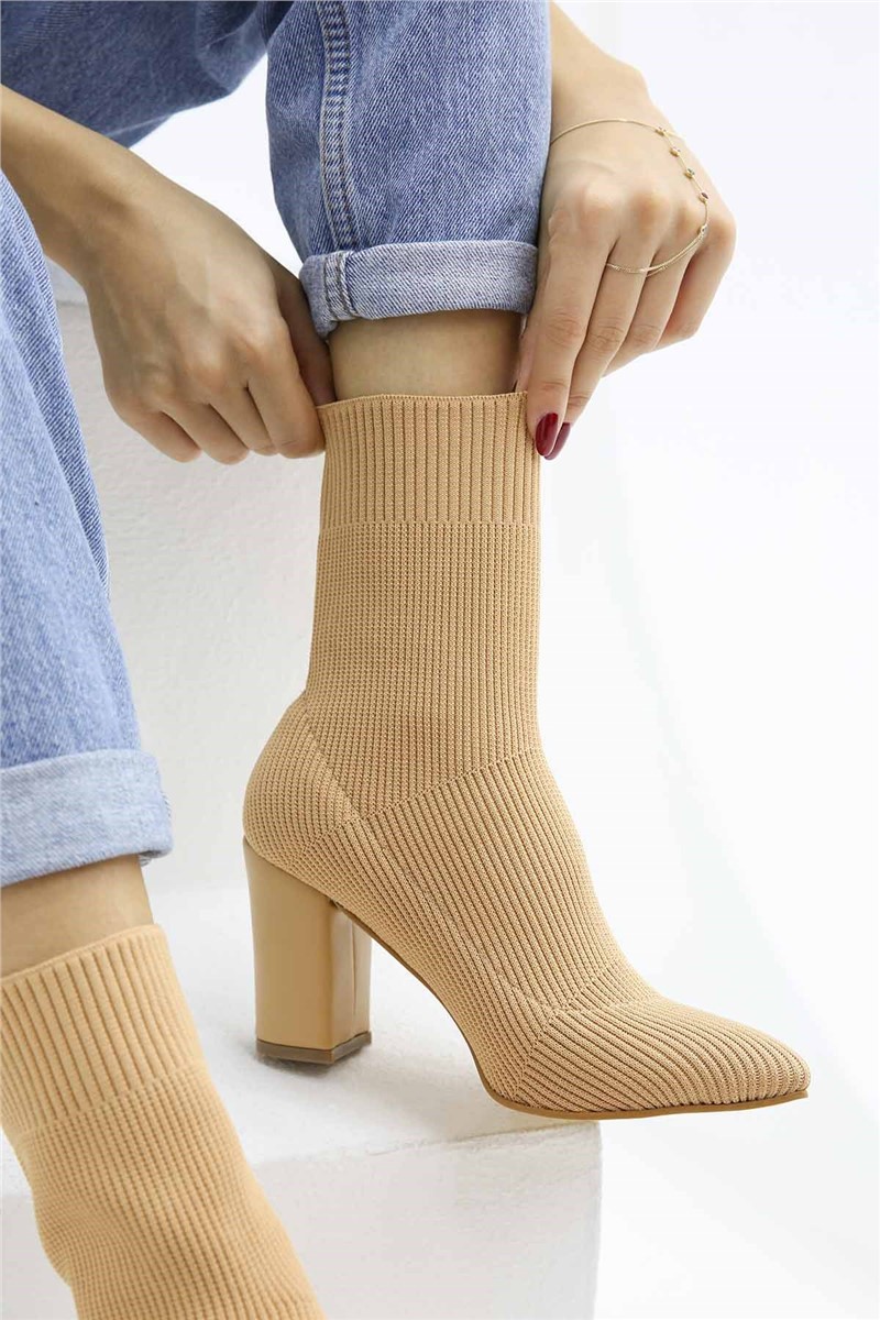 Women's boots made of knitted textile - Beige #321279