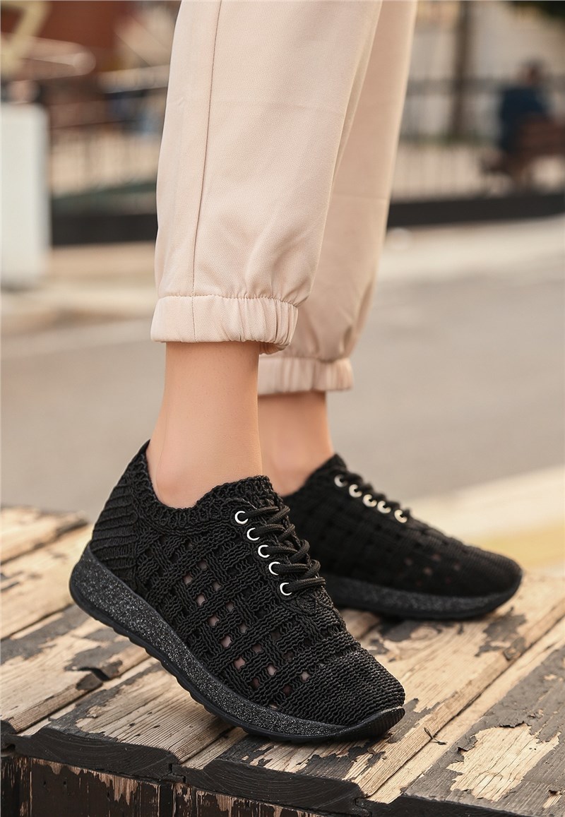 Women's Knit Shoes - Black #404146