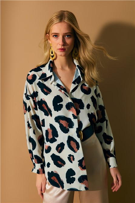 Women's loose shirt with pattern - Beige-Brown #367659