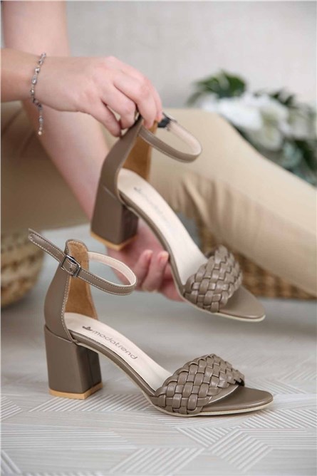 Sandali con tacco da donna - Visone 302531