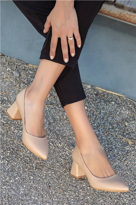 Scarpe col tacco da donna - Beige #361488