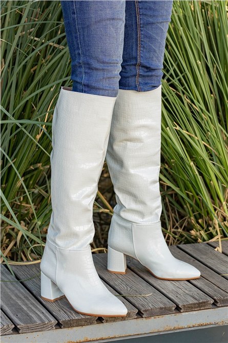 Women's Heeled Boots - White #361980