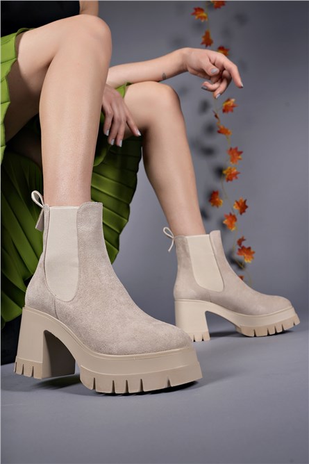 Stivali da donna in pelle scamosciata con suola spessa 0012502 - Beige #407117 Stivali da donna in pelle scamosciata con suola spessa 0012502 - Beige #407117