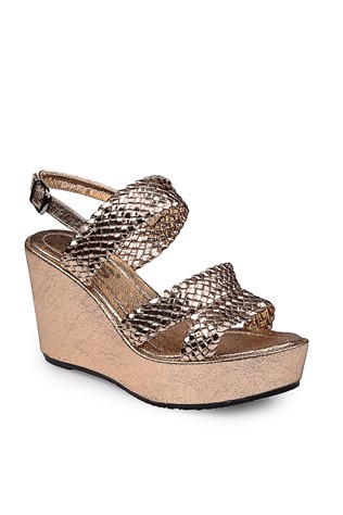 Elegantní dámské sandály na platformě 2220953