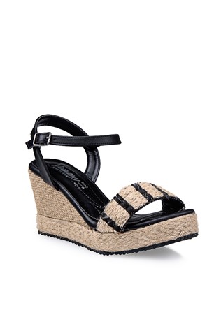 Dámské sandály na vysoké platformě 2220997